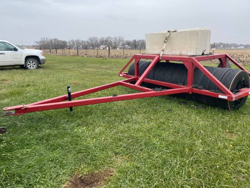 lot 5 image: Peat Packer 12 Foot