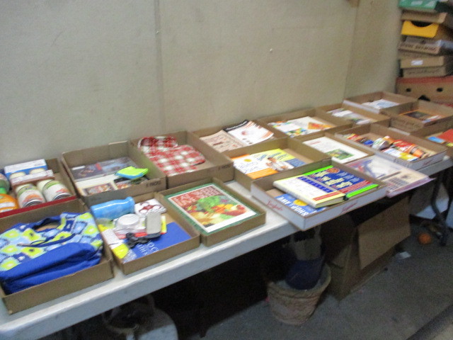 lot 18 image: Household and Books