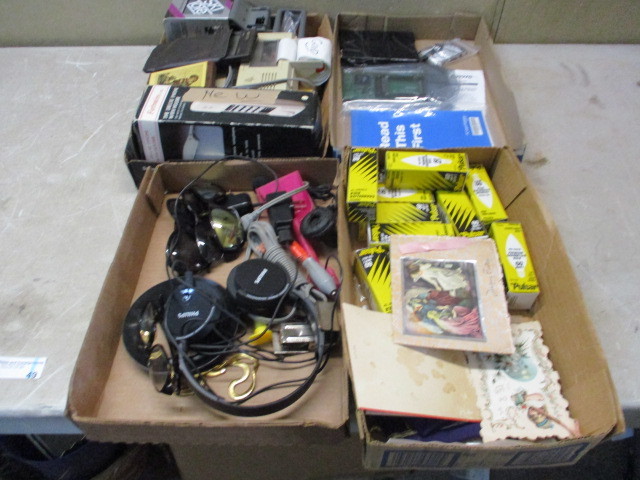 lot 49 image: Electronics