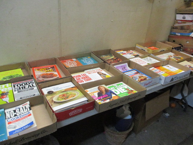 lot 64 image: Cookbooks