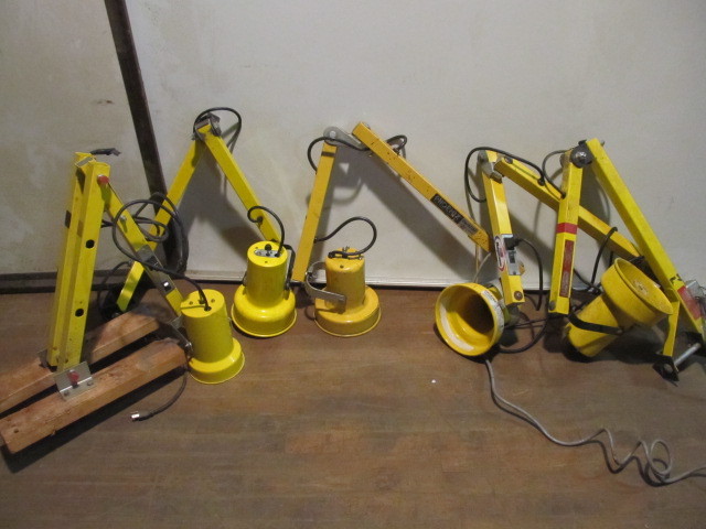 lot 103 image: 5 Heavy Duty Working Dock Loading Lights