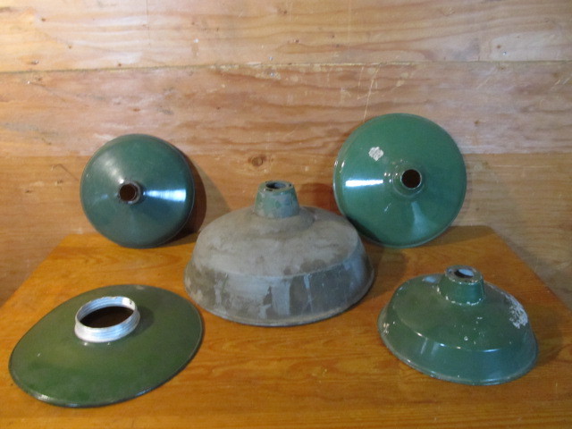 lot 208 image: Lot of 5 Vintage IndustrialService Station Green Porcelain Light Fixture Shades