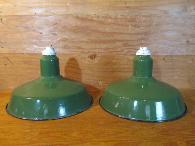 lot 209 image: Matching Pair of&nbspVintage IndustrialService Station Green Porcelain Light Fixtures