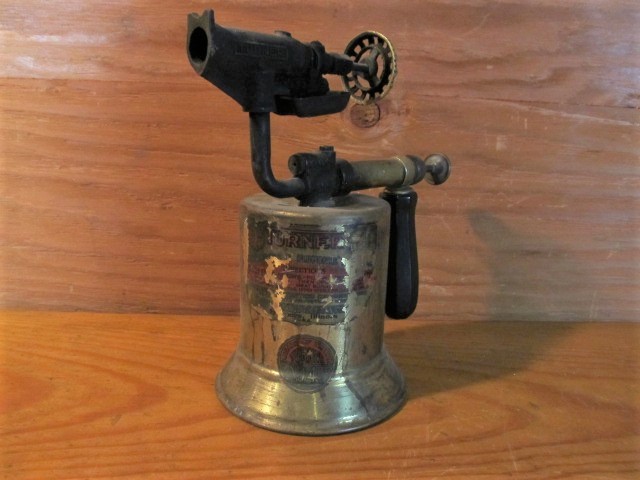 lot 177 image: Antique Industrial Brass TURNER Blowtorch