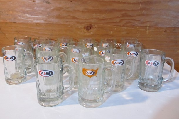 lot 181 image: Lot of 18 Vintage Heavy Glass A&ampW Root Beer Mugs