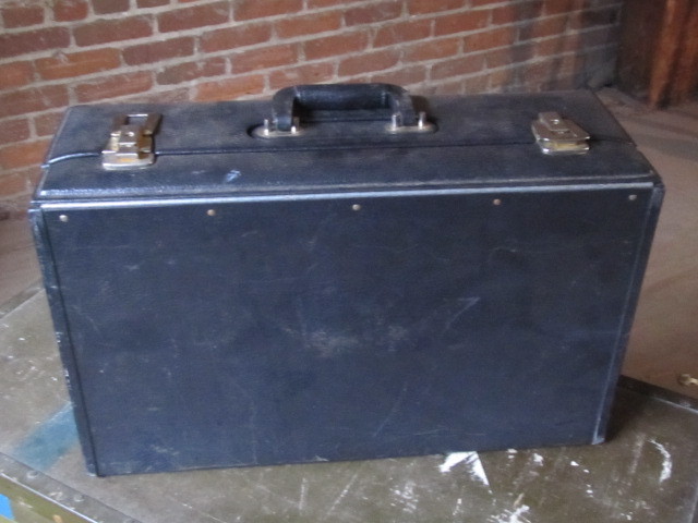 lot 55 image: Vintage Leather Lined BriefcaseDocument Carrier by Pedro MFG in St. Paul
