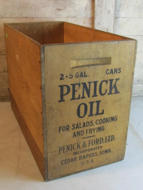 lot 64 image: Old Vintage PENICK OIL Wooden Advertising Crate