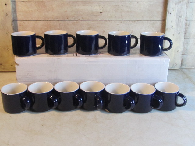lot 66 image: Set of 12 New Matching Blue Porcelain Coffee Mugs