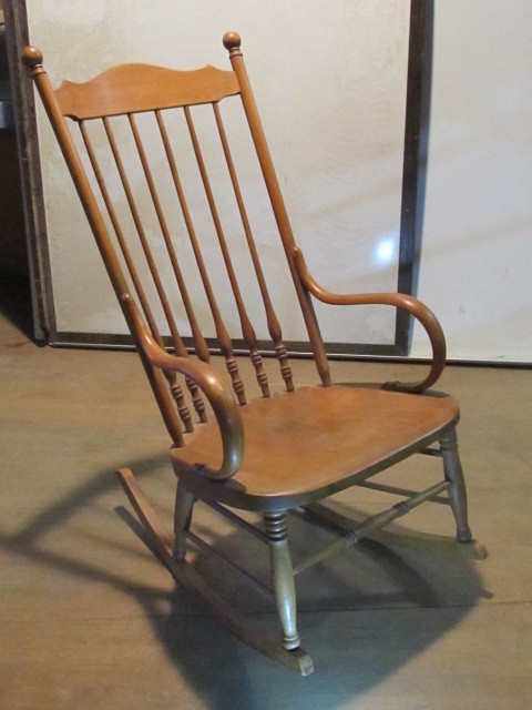 lot 84 image: Antique High Back Windsor Rocker
