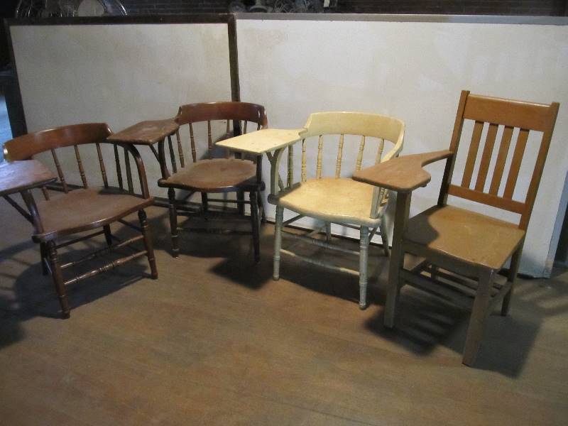 lot 85 image: Group of Vintage & Antique Writing Desks