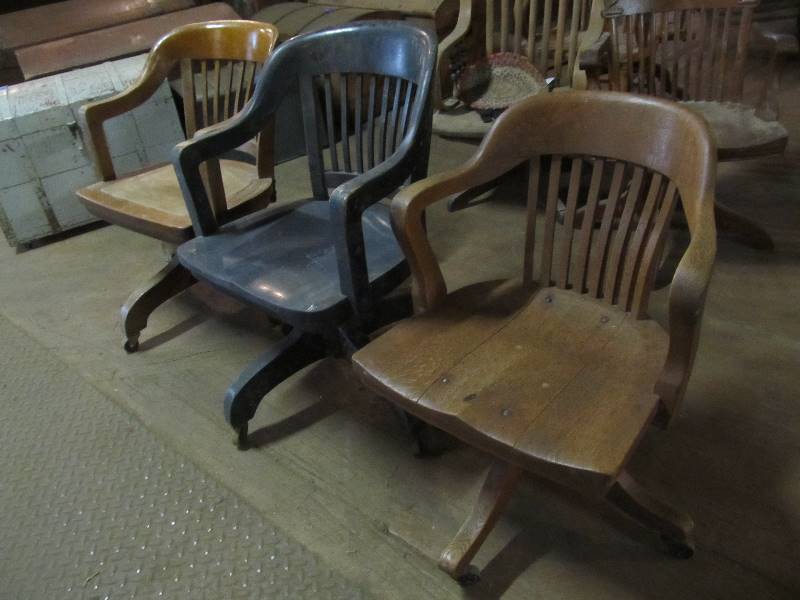 lot 87 image: Group of 3 VintageAntique Bankers Swivel Office Chairs