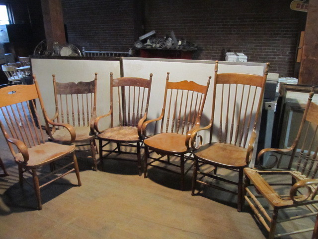 lot 90 image: Group of Antique Bentwood Windsor Style Armchairs