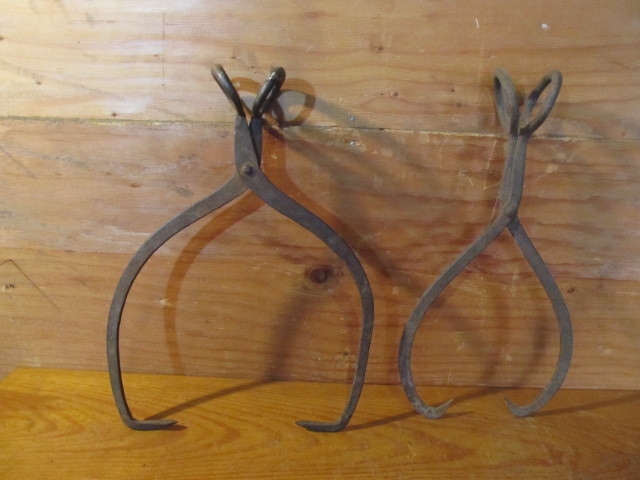 lot 228 image: 2 Sets of Antique Cast Iron Ice Tongs