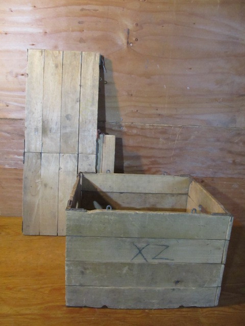 lot 251 image: Pair of Primitive Vintage HUBBARDS Folding Wooden Crates