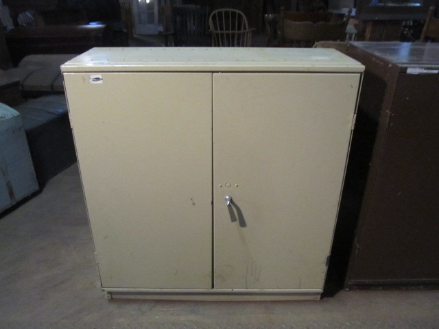 lot 261 image: Metal 2 Door Industrial Cabinet