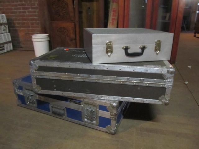 lot 330 image: 3 Heavy Duty Portable Equipment Cases - Including Anvil