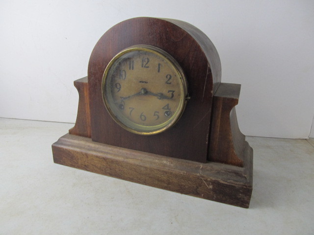 lot 320 image: Antique INGRAHAM Mantel Clock