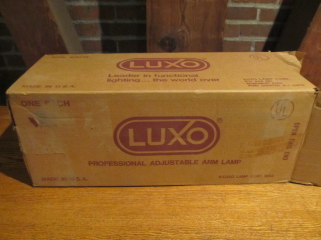 lot 338 image: NEW IN BOX&nbspVintage Industrial LUXO Shop Table Drafting Lamp