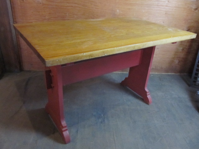 lot 105 image: Antique Wooden Table wThick Solid Oak Top