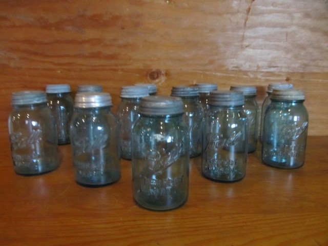 lot 138 image: Lot of 13 Old Vintage Blue Glass Ball Mason Jars