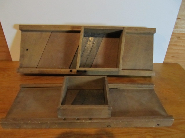lot 148 image: Pair of Antique Primitive Kraut cutter Mandolin Slicers