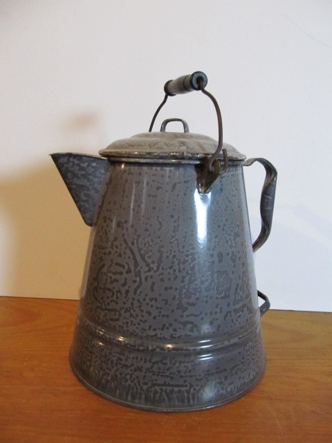 lot 149 image: Excellent Antique Graniteware Coffee Pot 