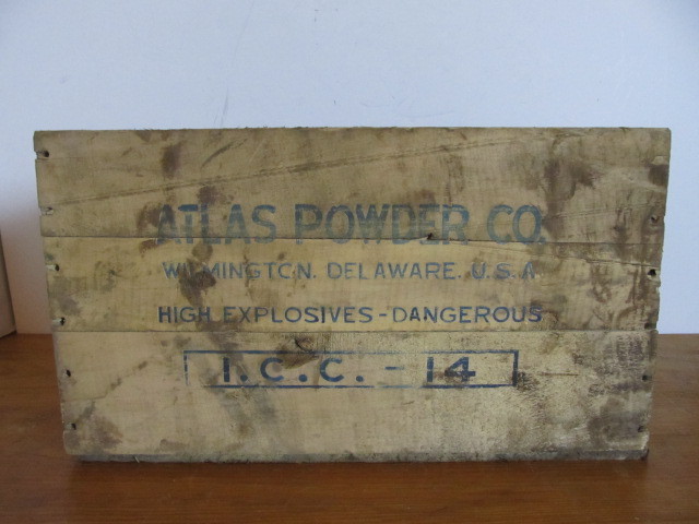 lot 166 image: Antique ATLAS POWDER Company Wooden Explosives Crate