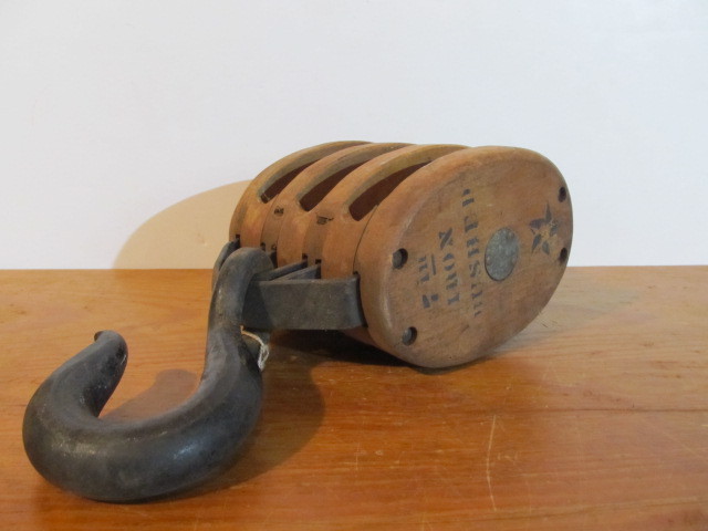 lot 387 image: NICE Antique Cast Iron & Wood Triple Pulley