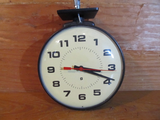 lot 404 image: Large Vintage SIMPLEX Double Sided School Clock