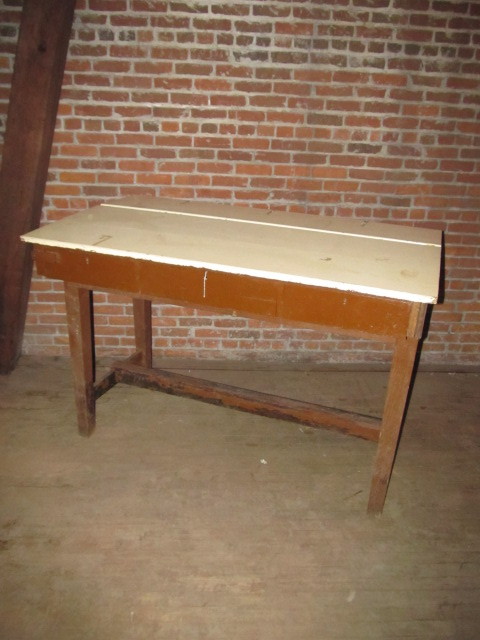 lot 428 image: Antique Railroad or School Masters Standing Desk