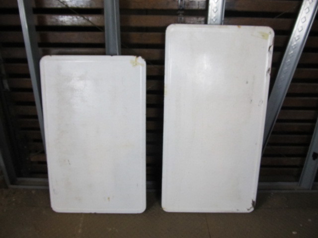 lot 362 image: 2 Vintage 1930s Enameled Steel Farmhouse Counter or Table Tops