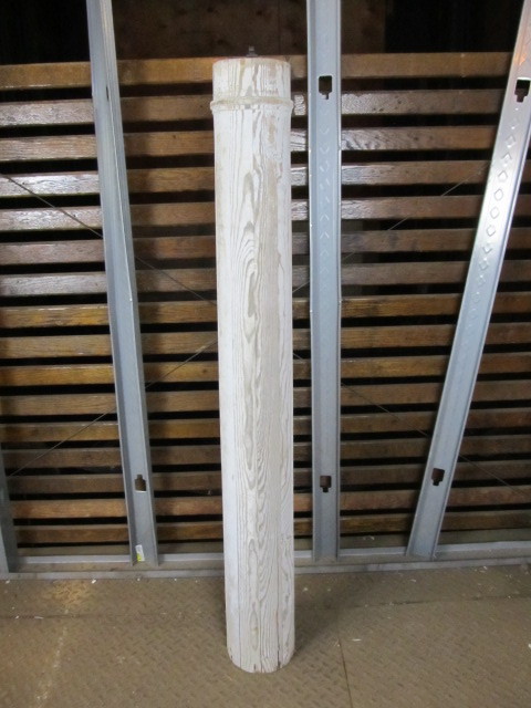 lot 366 image: Primitive Antique Painted Wood Architectural Pillar