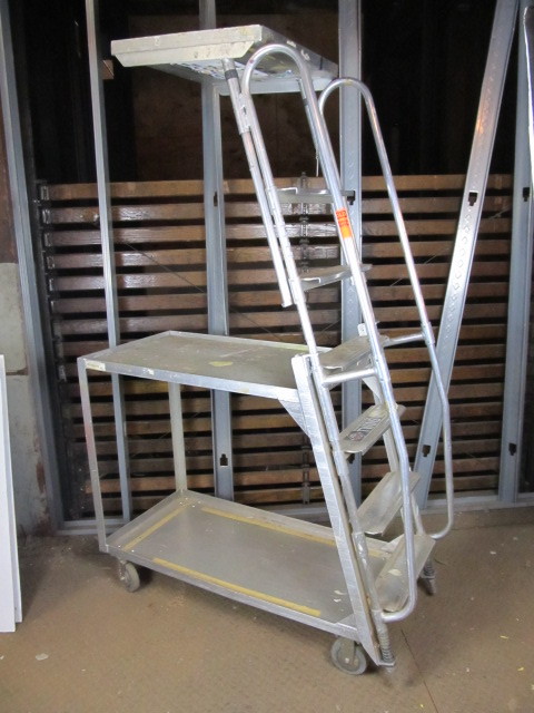 lot 372 image: Large Rolling Industrial Warehouse Ladder wShelving