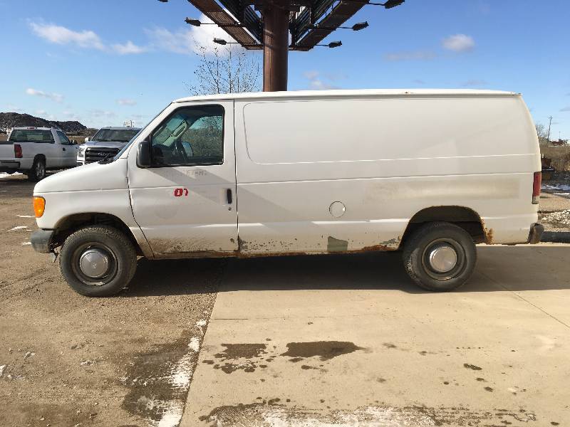 2004 Ford Econoline E250