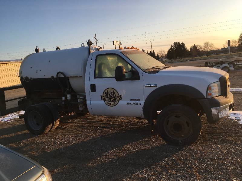 2005 Ford F550