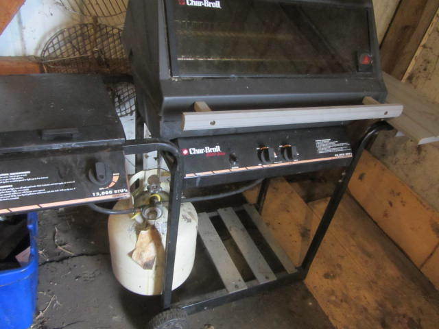 Charbroil Gas Grill