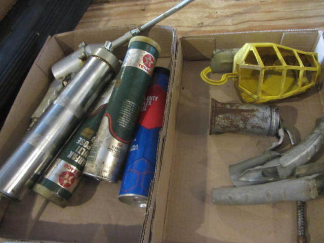 Grease Gun, Grease, Oil Cans