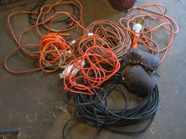 Power Cords, Knee Pads