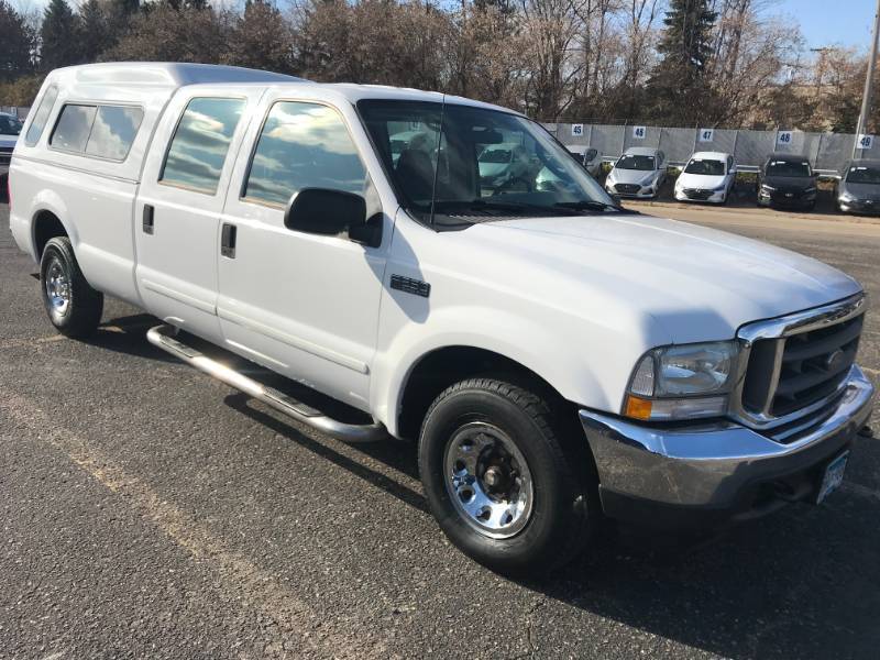 lot 11 image: 2003 Ford F-250 XLT 2WD