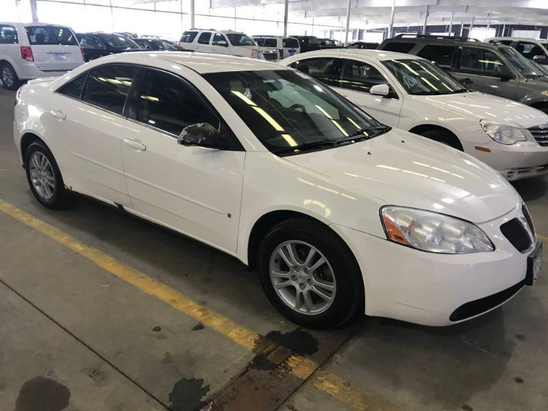 lot 12 image: 2006 Pontiac G6 V6