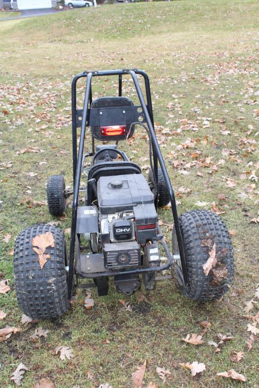 Manco Dingo Go Kart Maple Plain Farm Surplus Equipment Sale KBID