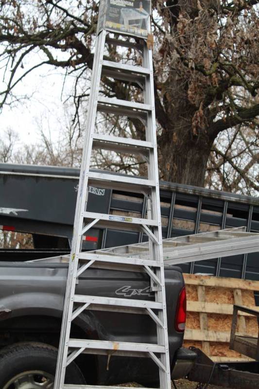 lot 273 image: Werner 12ft. Professional Use Aluminum Step Ladder