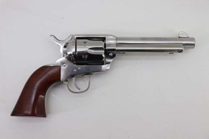 lot 4 image: Cimarron Frontier .45 Long Colt