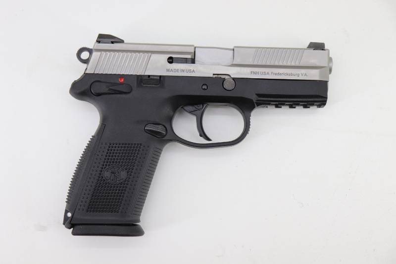 lot 11 image: FNHerstal FNX-9 9mm