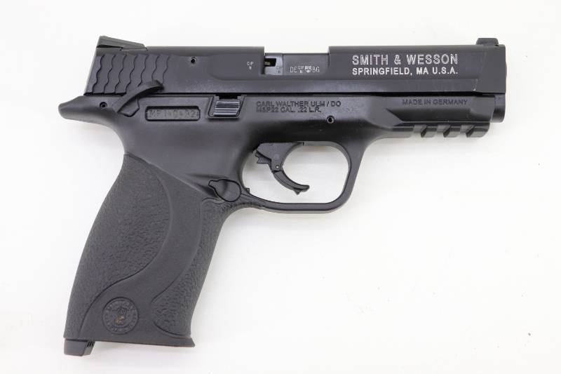 lot 13 image: Smith & Wesson M&P22 Carl Walther .22LR