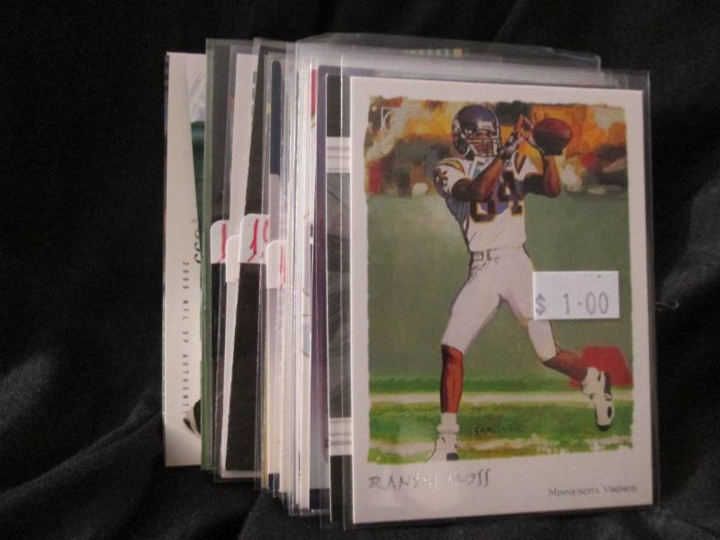 25 Randy Moss Cards...