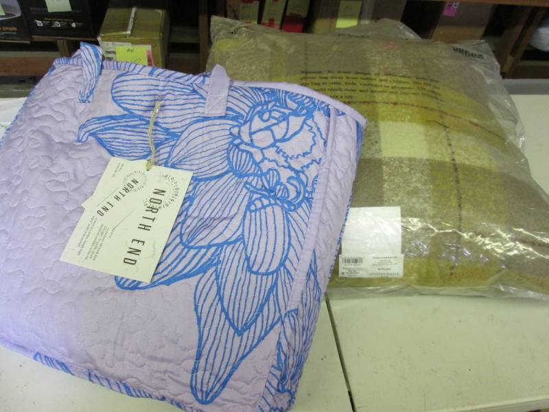 North End Quilt (Queen) PurpleReve...