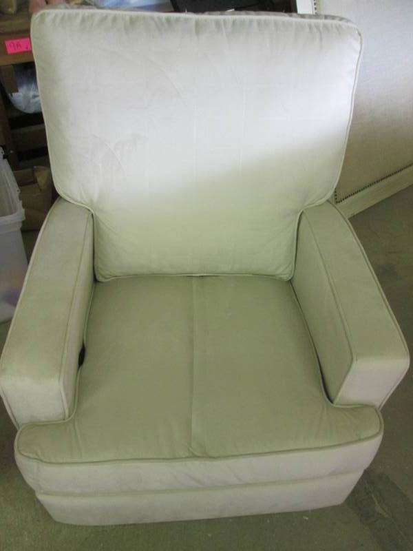 Swivel Recliner (Beige) ...