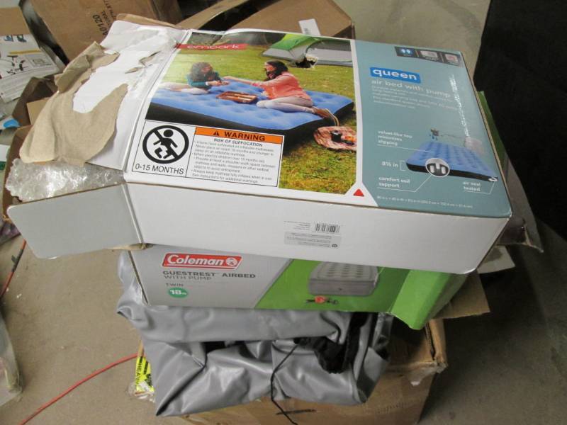 2 Queen Air Mattresses (1 Double, o...