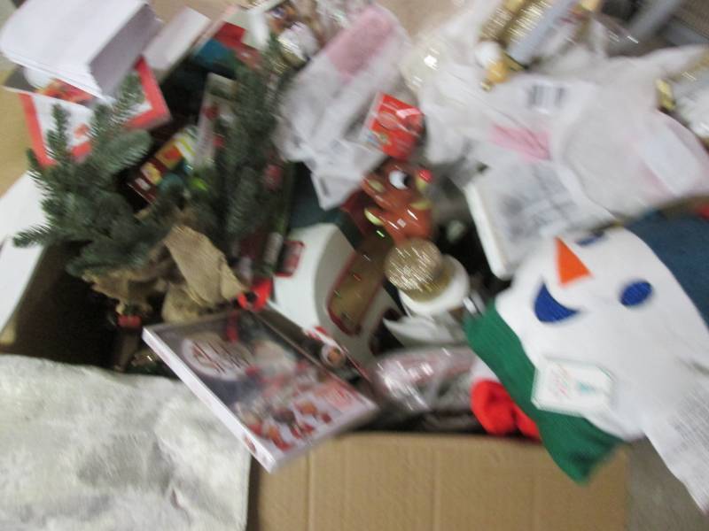 Large Box of Holiday Dcor- 4 Nutc...